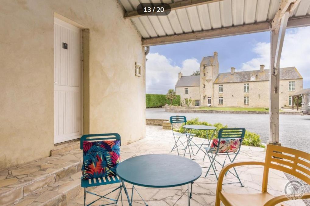 Grand Gite De La Ferme De La Tourelle Longues-sur-Mer Kültér fotó